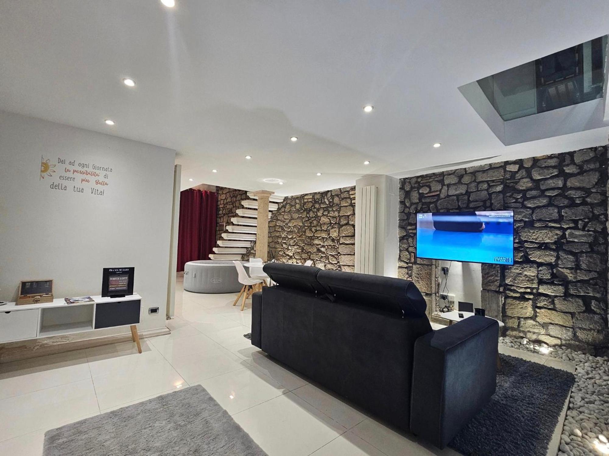 White Loft & Spa 维泰博 外观 照片